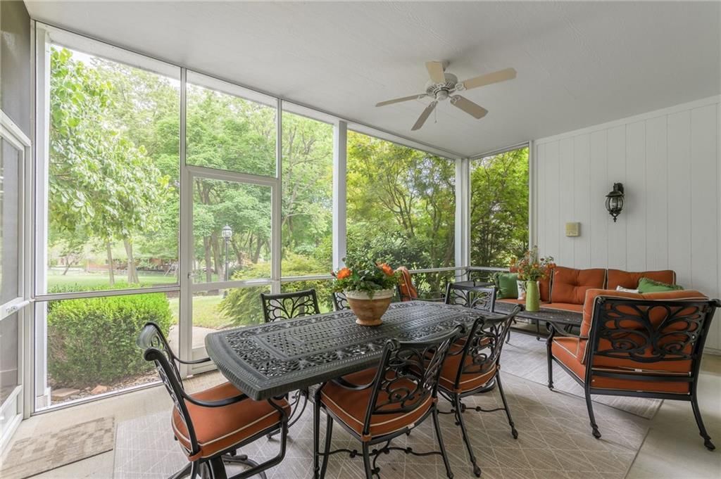 8211 NW High Point Drive — photo 47