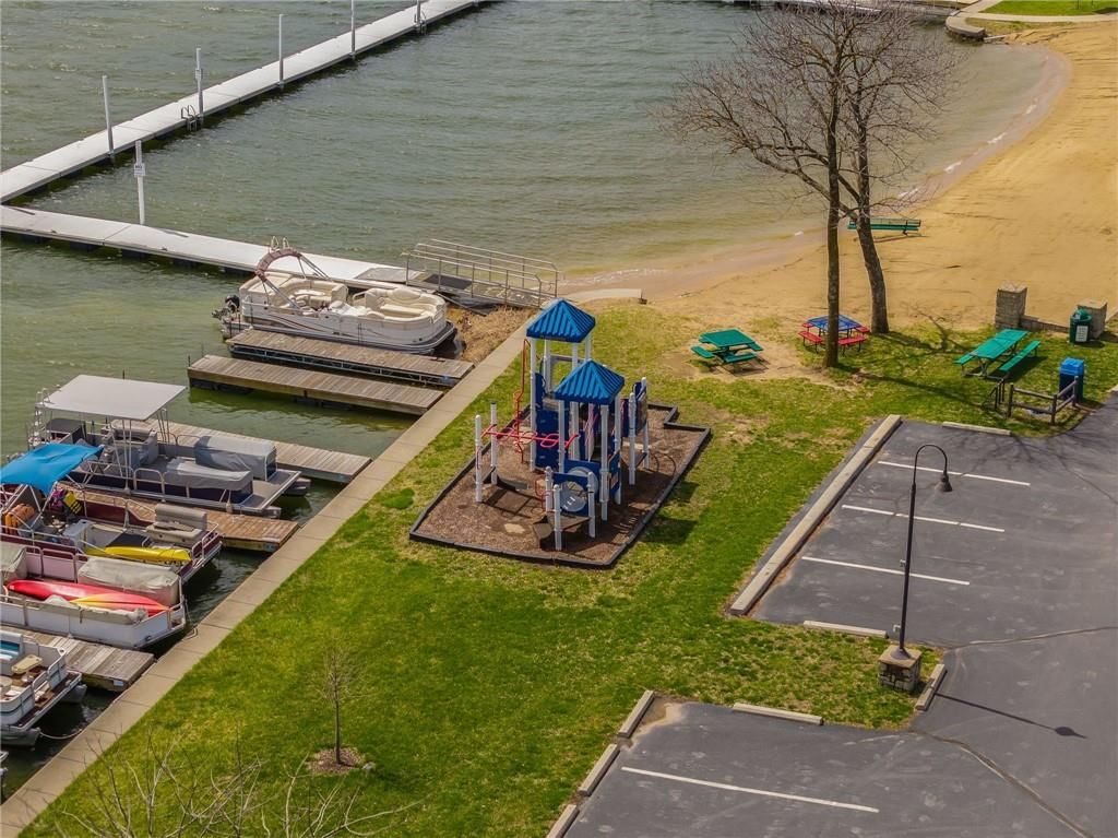 8211 NW High Point Drive — photo 50