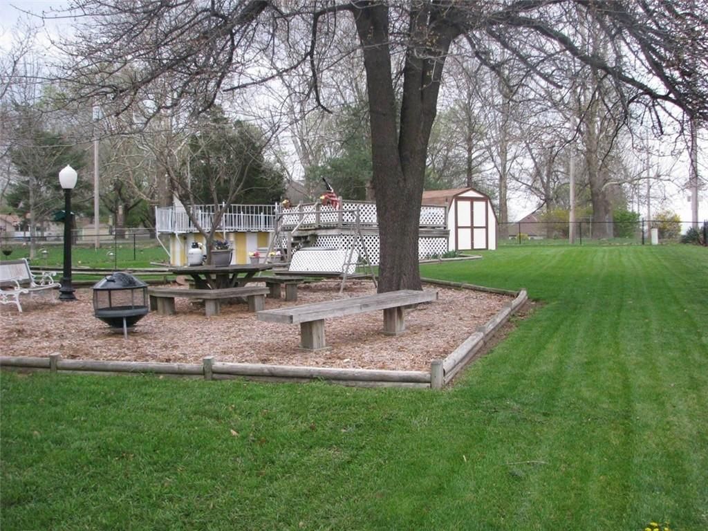 Photo 36 of 40 - 519 Trevis Avenue