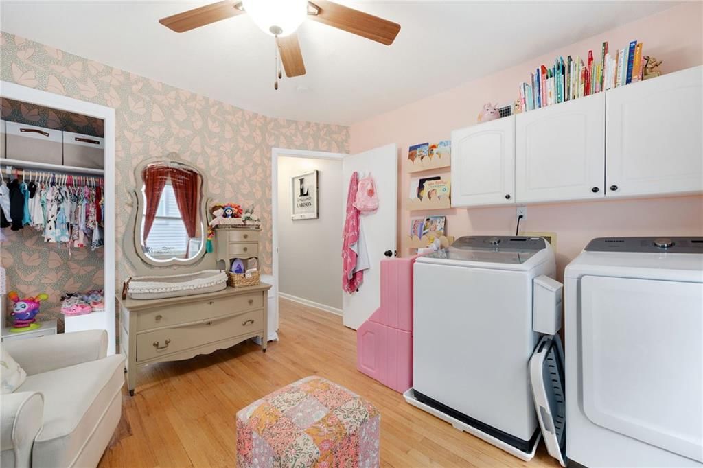 Photo 31 of 37 - 304 Paxton Street