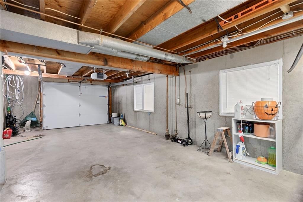 Photo 32 of 37 - 304 Paxton Street
