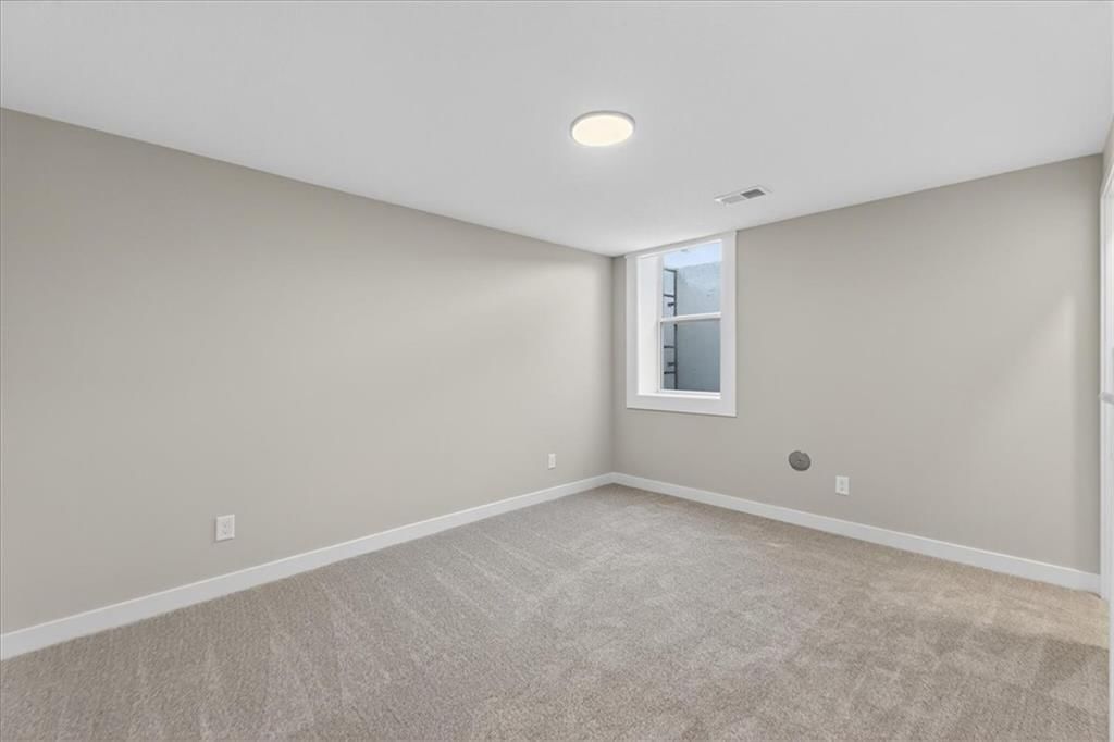 25058 W 94th Terrace — photo 33