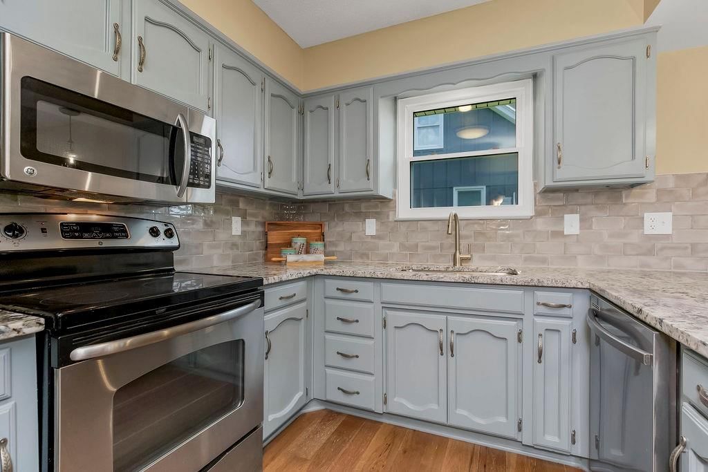 Photo 8 of 32 - 1512 SW 14th Street