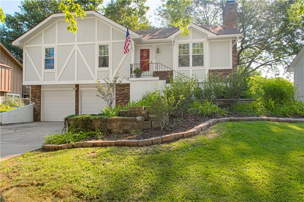 Photo 1 of 25 - 3131 S 47th Terrace