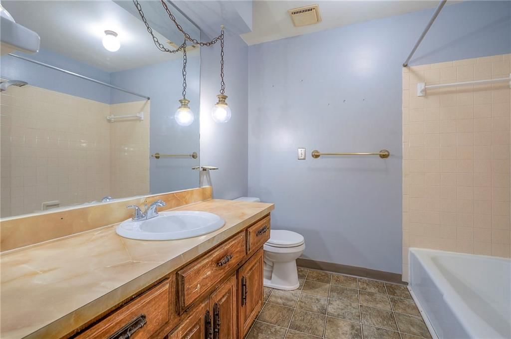13303 Bennington Avenue — photo 19