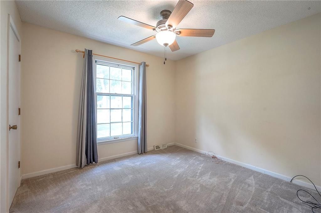 13303 Bennington Avenue — photo 23