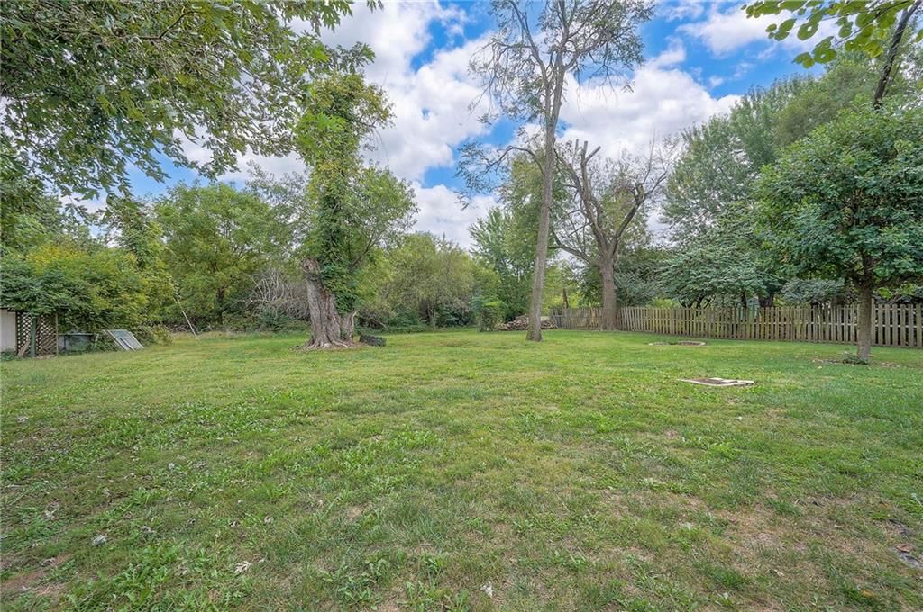13303 Bennington Avenue — photo 26