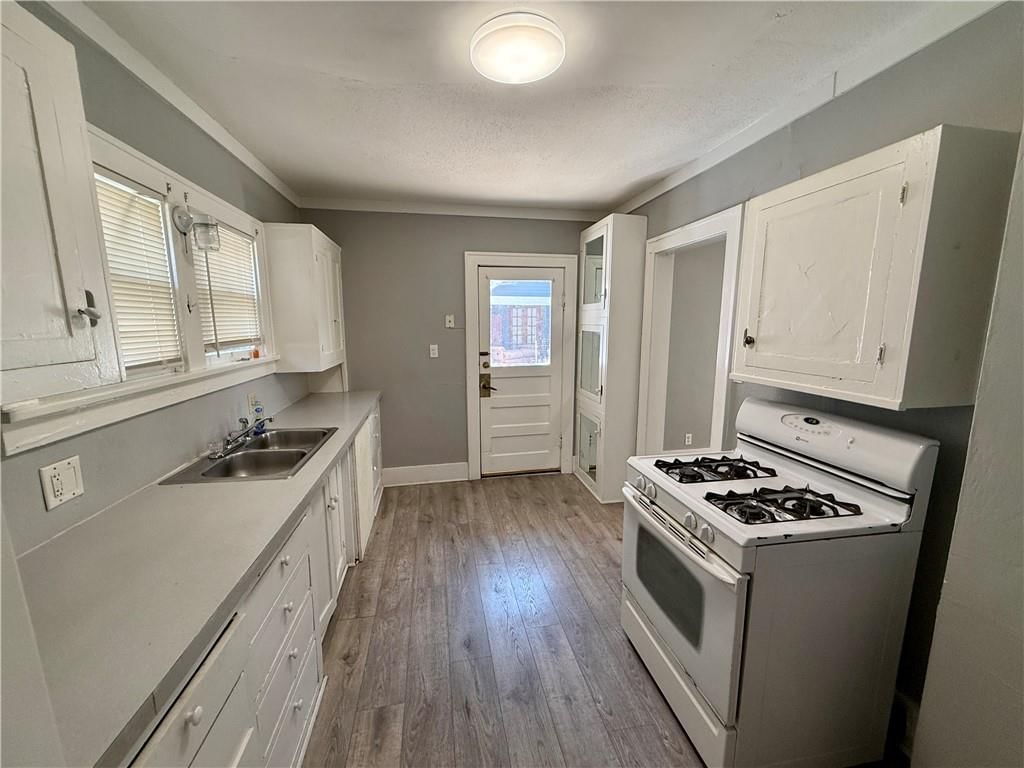 745 S Princeton Street — photo 13