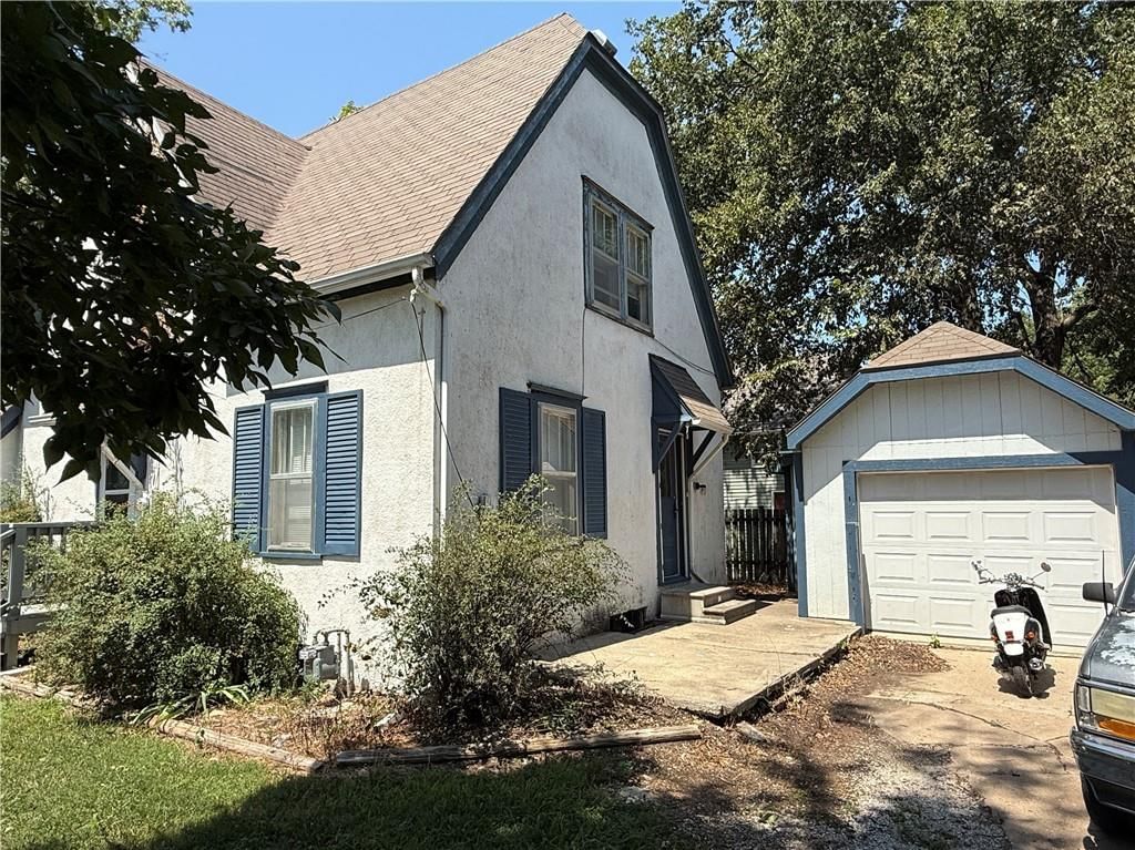 745 S Princeton Street — photo 21