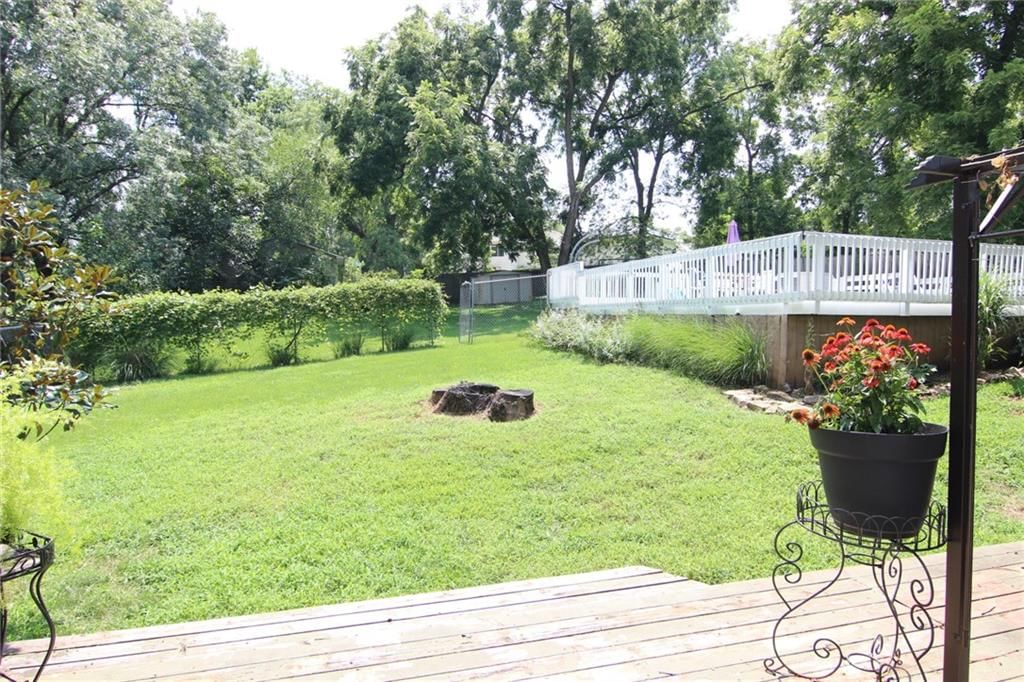 Photo 37 of 42 - 13415 W 66th Terrace