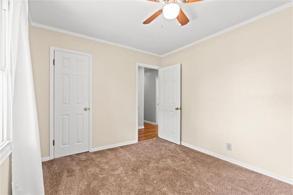 Photo 25 of 38 - 18612 W 319th Street
