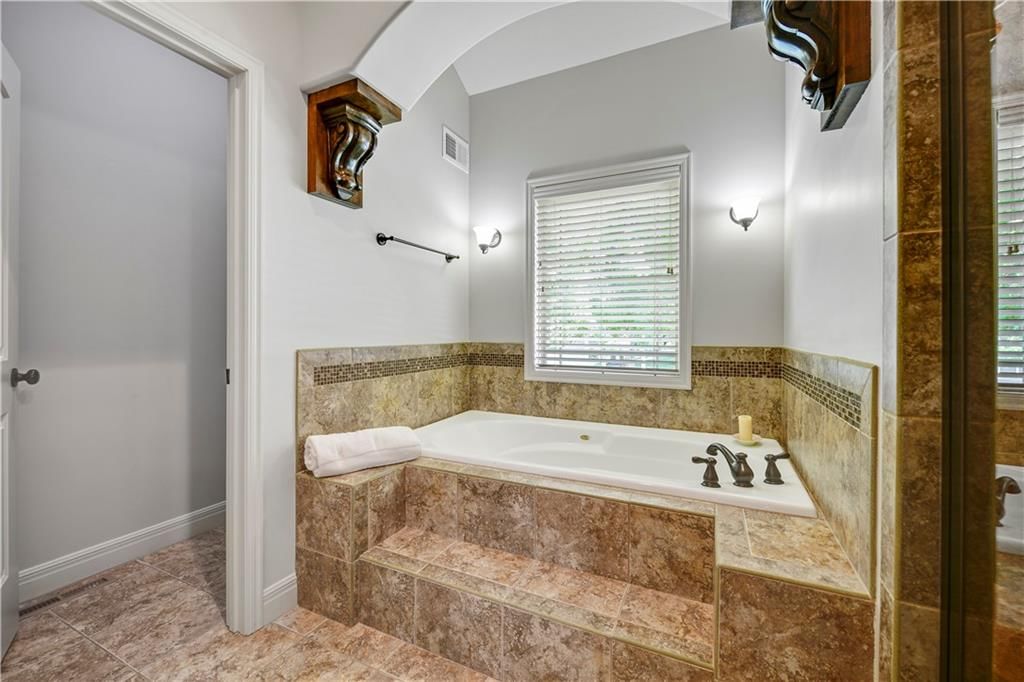 Photo 22 of 36 - 24571 W 110th Street