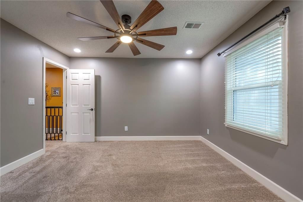 248 SW Winterpark Circle — photo 34