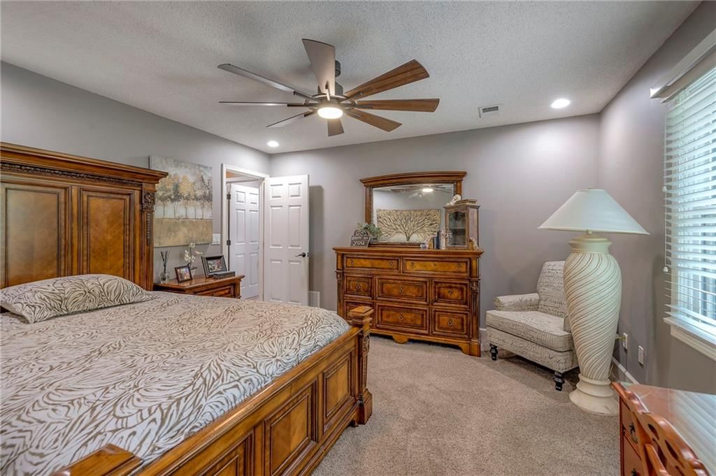 248 SW Winterpark Circle — photo 38
