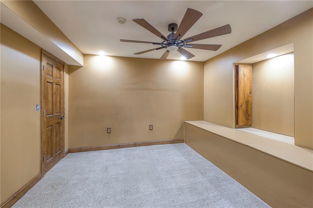 248 SW Winterpark Circle — photo 43