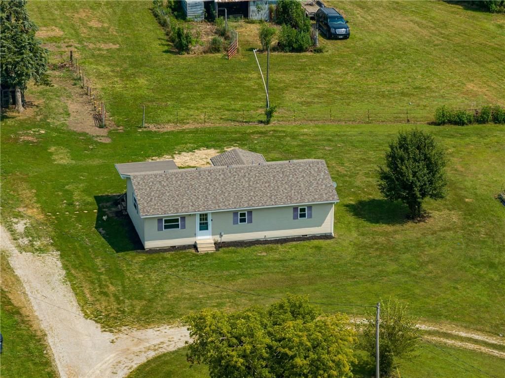 10147 W 18 Highway — photo 3
