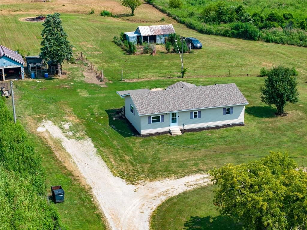 10147 W 18 Highway — photo 35