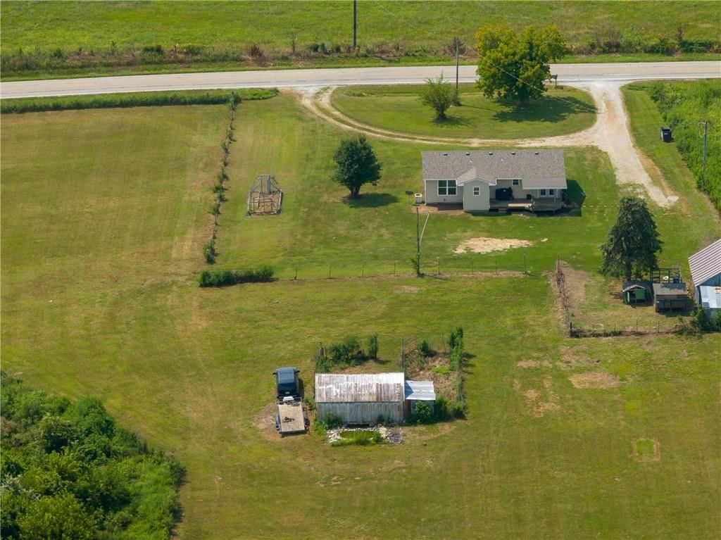 10147 W 18 Highway — photo 43