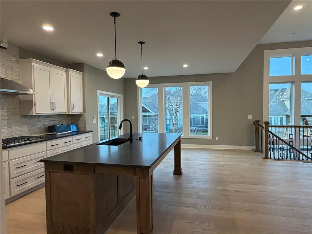 2806 NE 102nd Street — photo 16