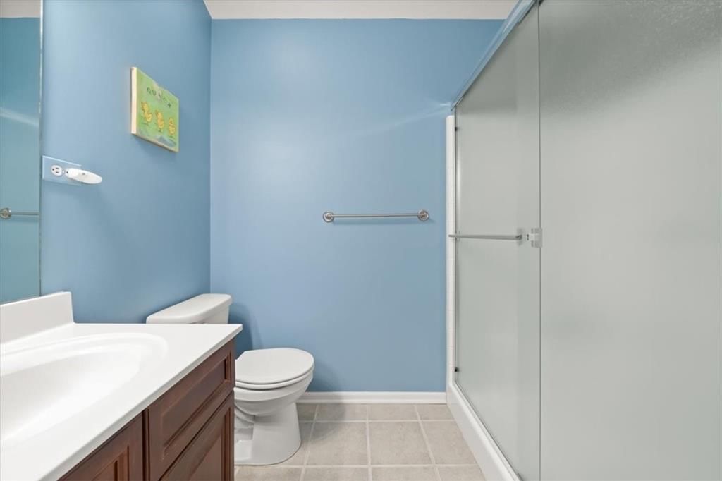 Photo 19 of 25 - 7731 W 158th Terrace