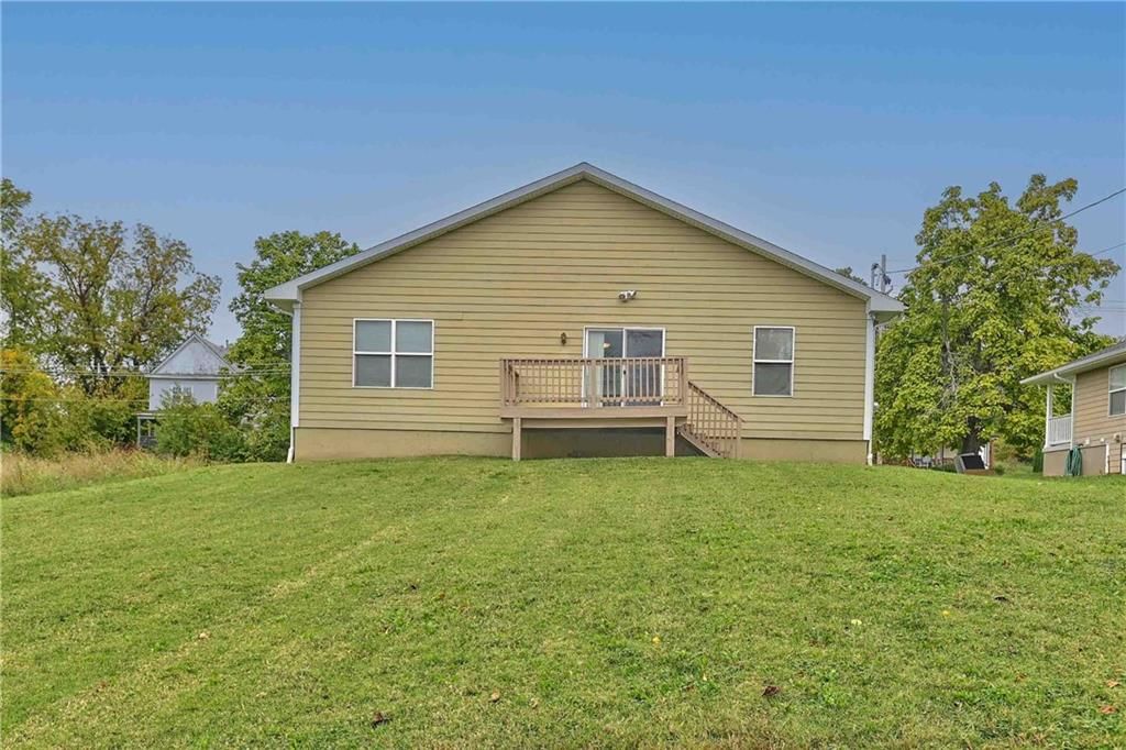815 Troup Avenue — photo 30