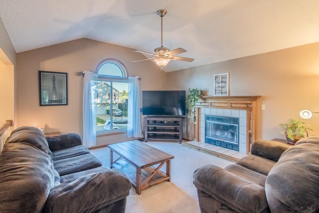 Photo 8 of 29 - 2520 N 109TH Terrace
