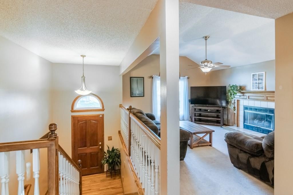 Photo 11 of 29 - 2520 N 109TH Terrace