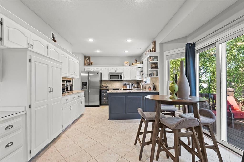 7735 N Mersington Avenue — photo 10