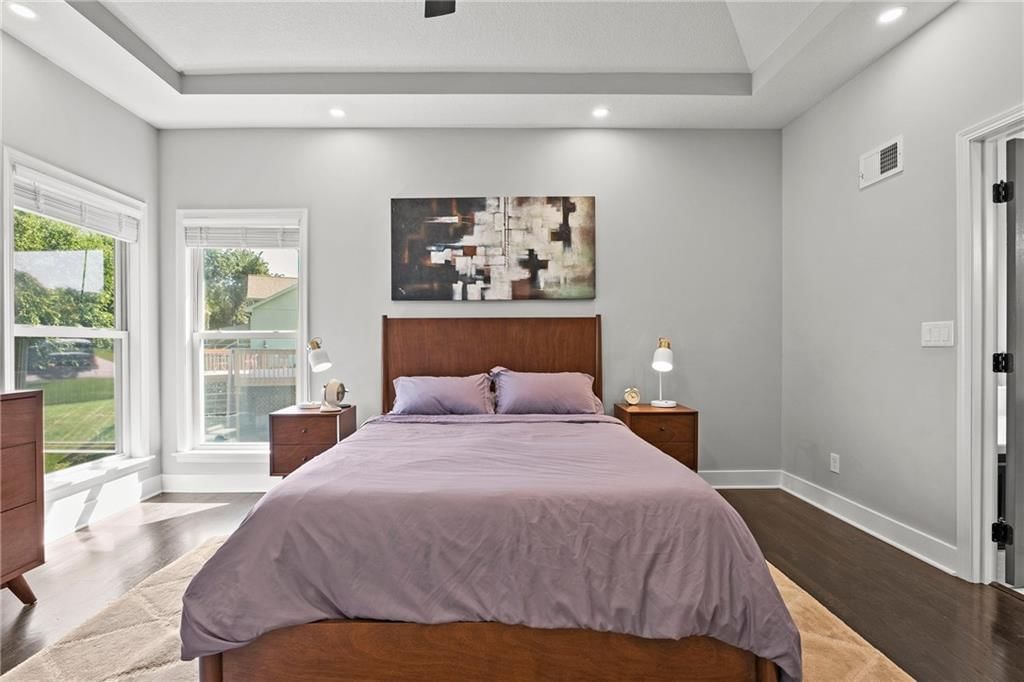 7735 N Mersington Avenue — photo 19