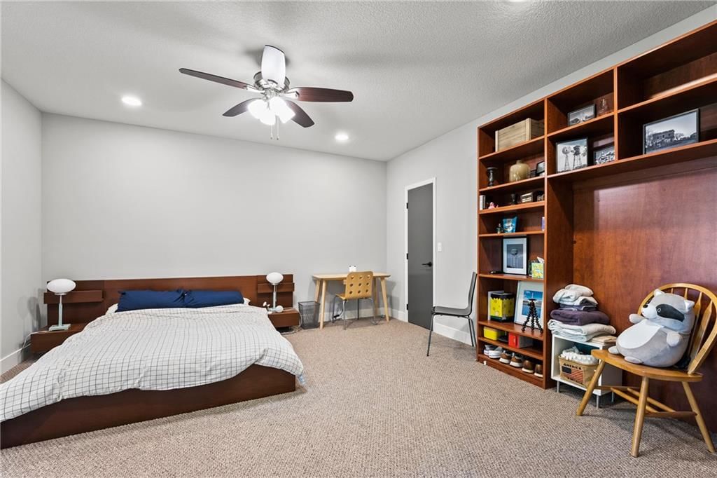 7735 N Mersington Avenue — photo 26