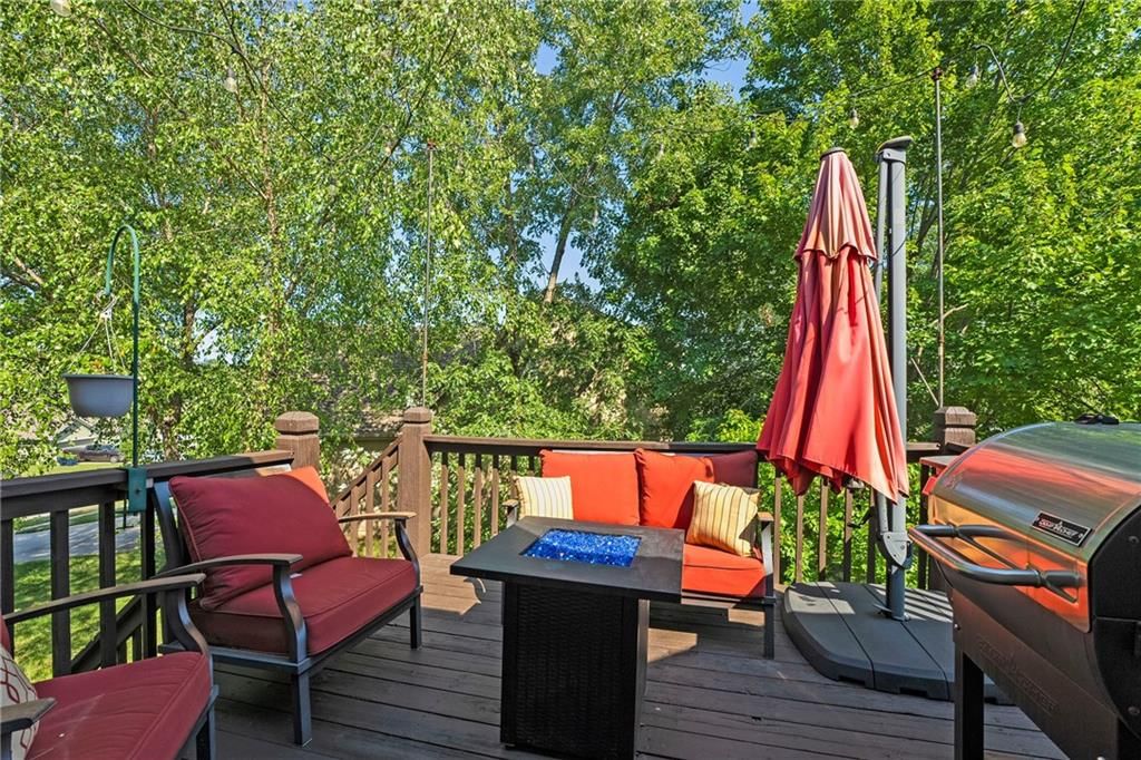 7735 N Mersington Avenue — photo 31
