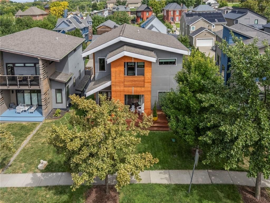 Photo 10 of 73 - 2431 Forest Avenue
