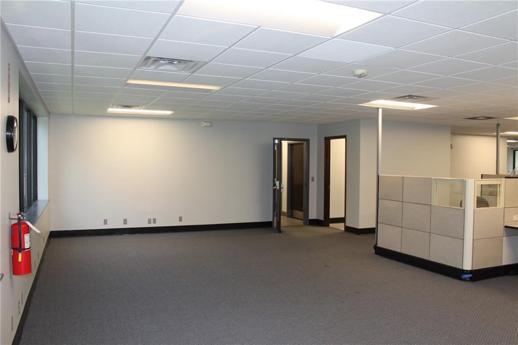 1300 NW Jefferson Court — photo 17