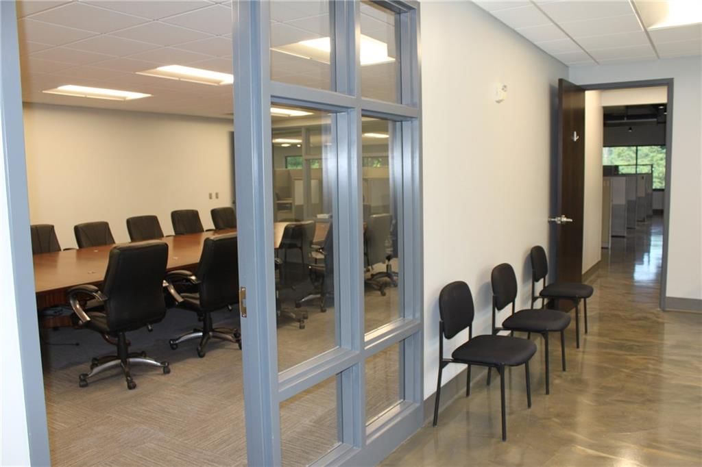 1300 NW Jefferson Court — photo 22