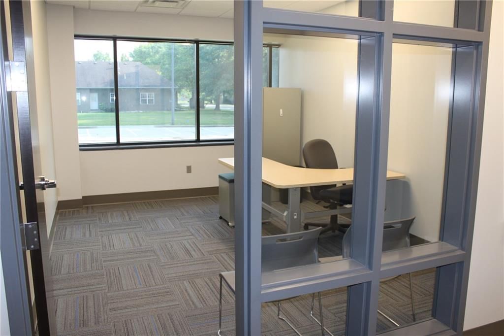 1300 NW Jefferson Court — photo 28