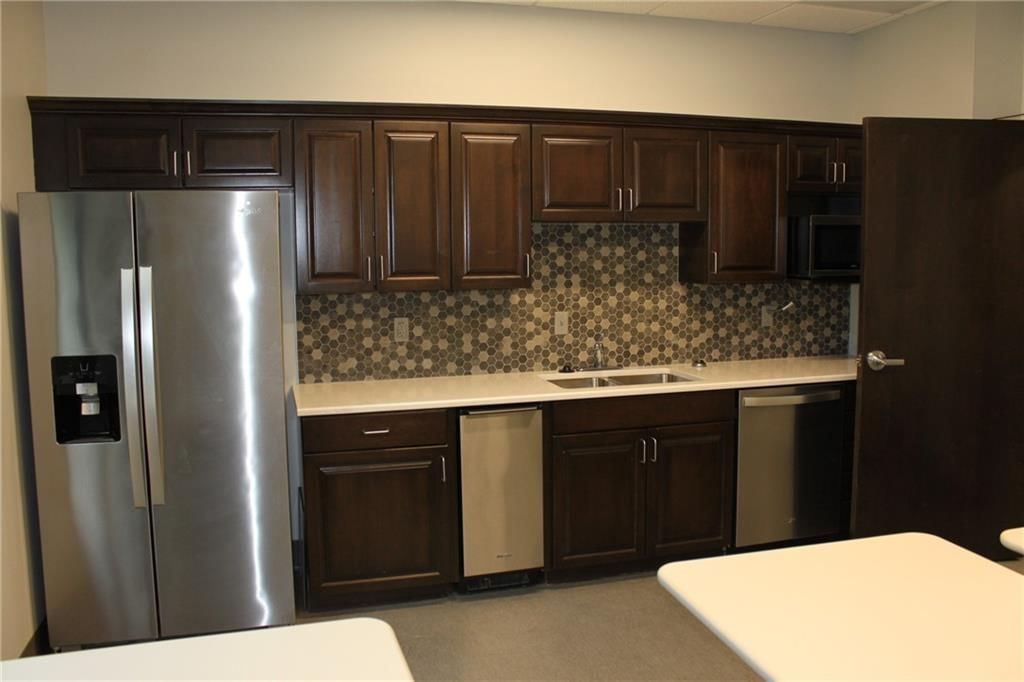 1300 NW Jefferson Court — photo 48