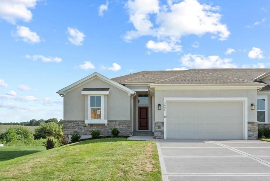 5018 146th Street, Basehor, KS