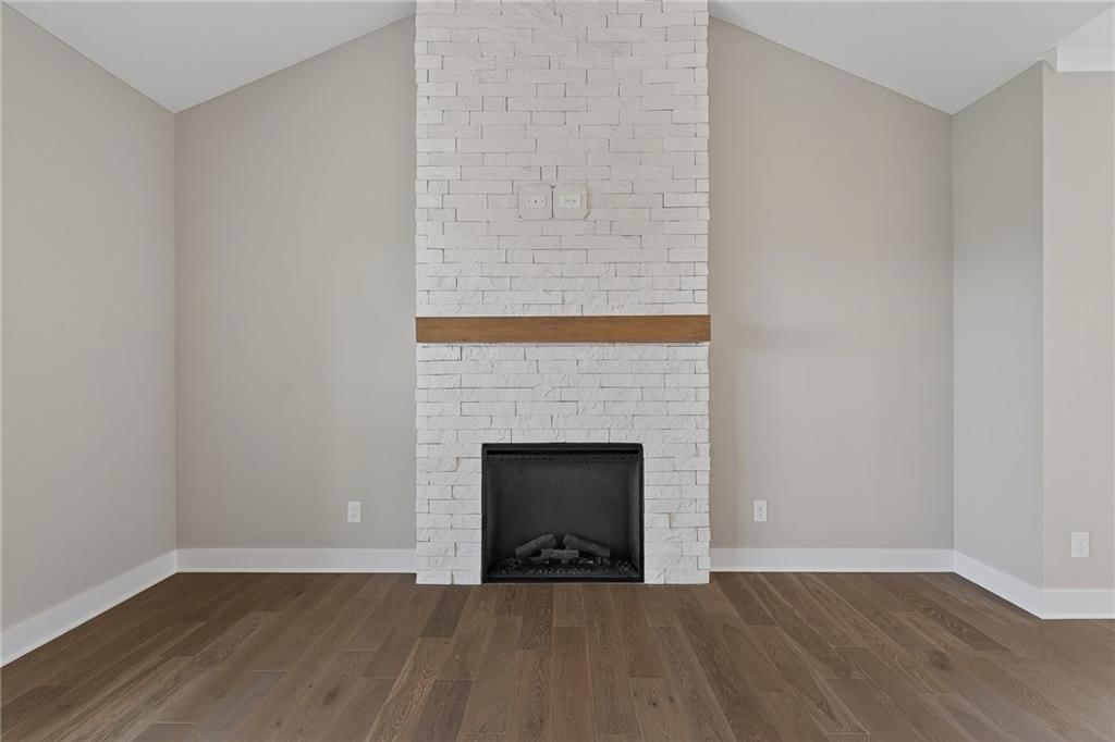 8208 Aurora Street — photo 15