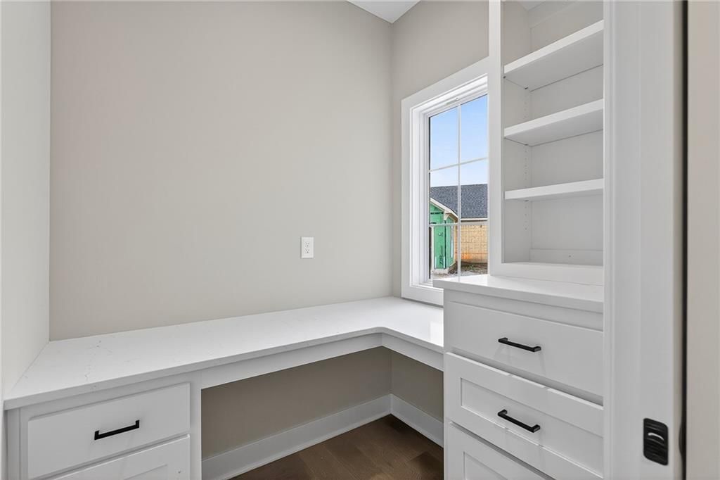 8208 Aurora Street — photo 16