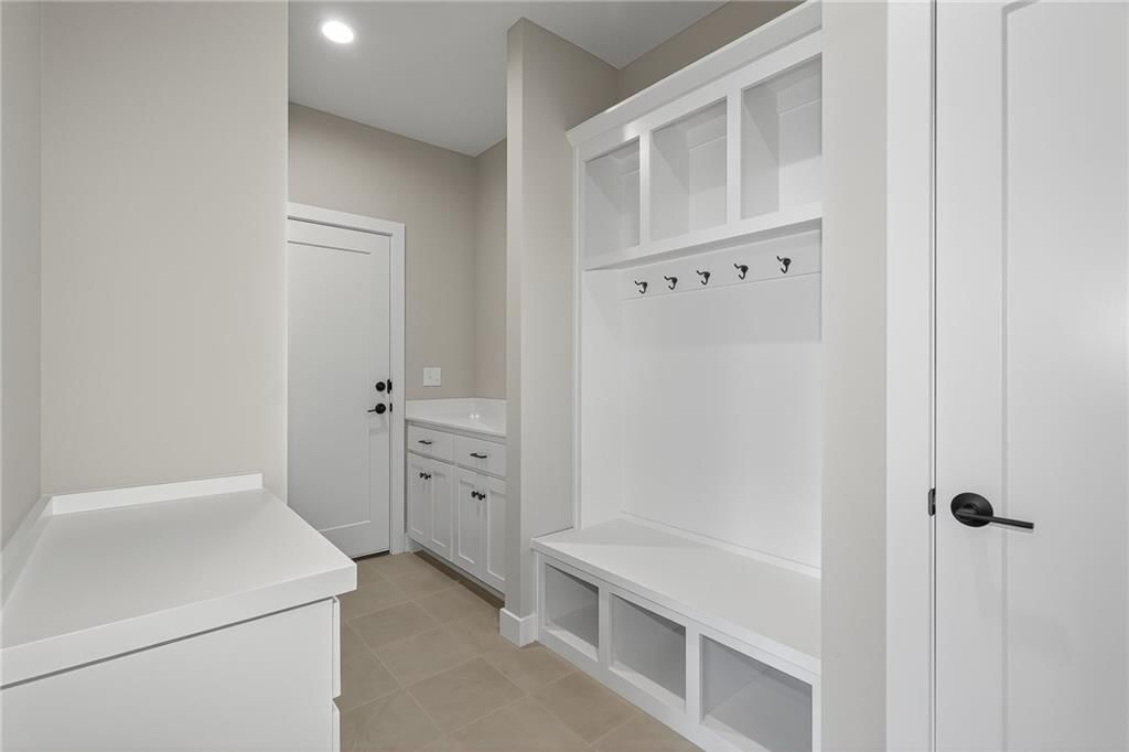 8208 Aurora Street — photo 24