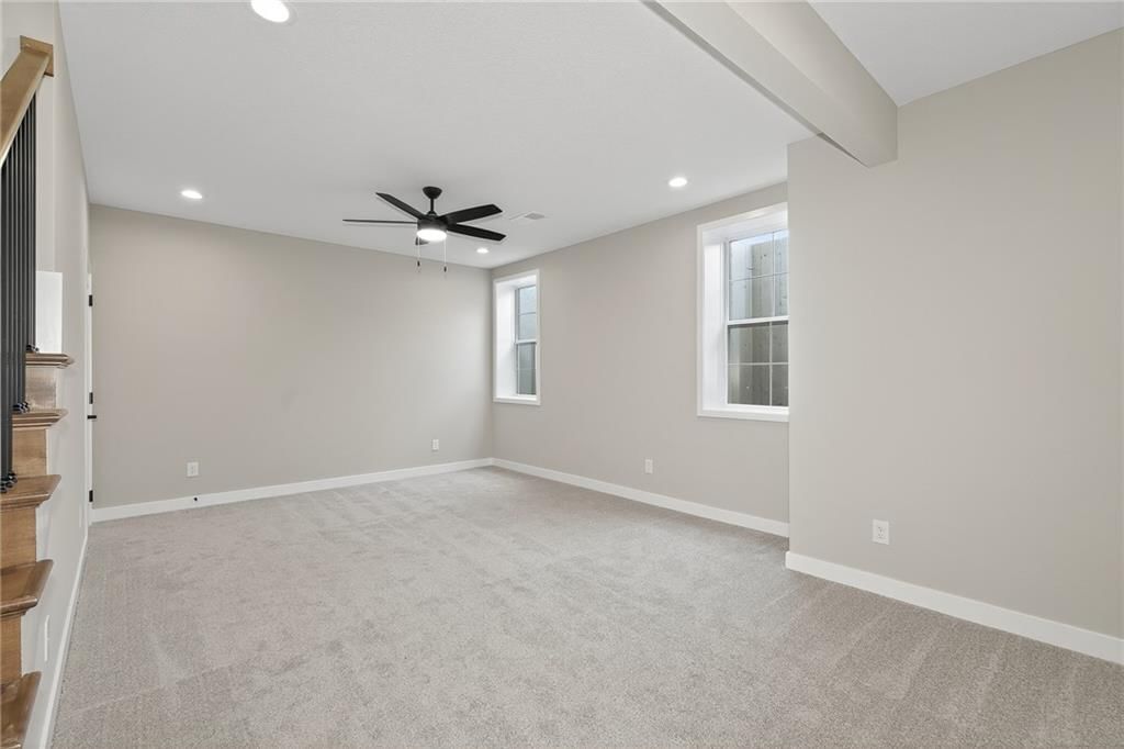 8208 Aurora Street — photo 27