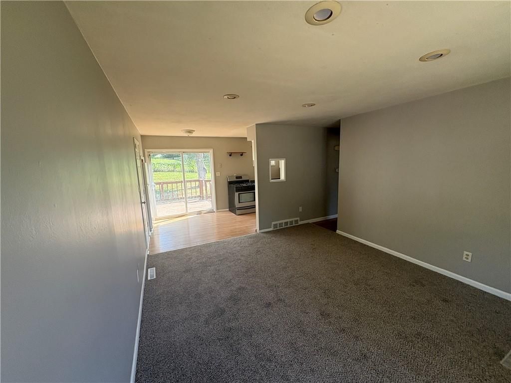 Photo 5 of 26 - 3503 N Osage Street