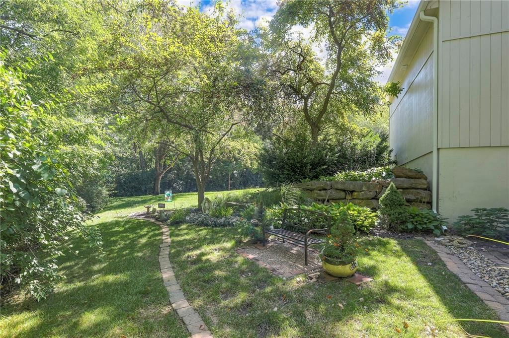 12200 Avila Drive — photo 32