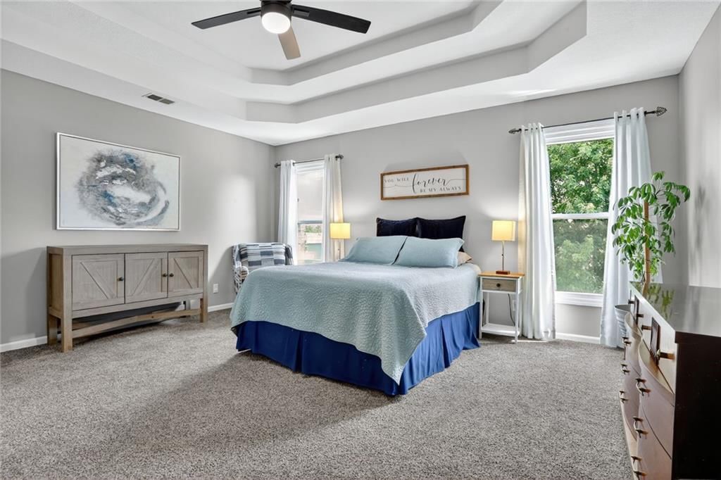 Photo 13 of 37 - 297 W Westhoff Place