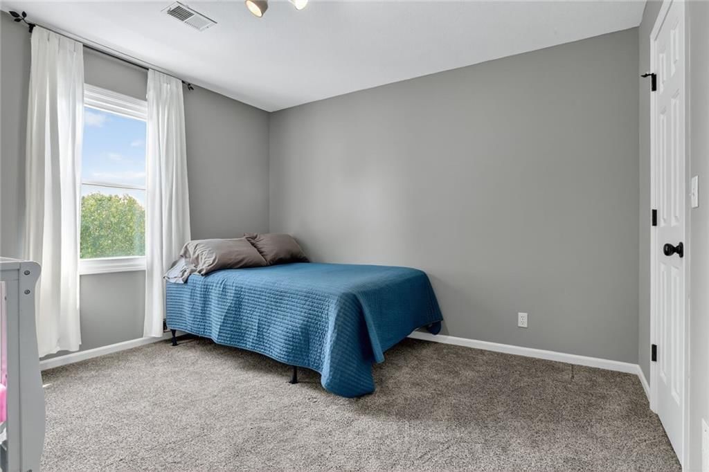 Photo 22 of 37 - 297 W Westhoff Place