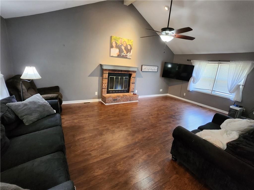 2540 Shady Lane — photo 6