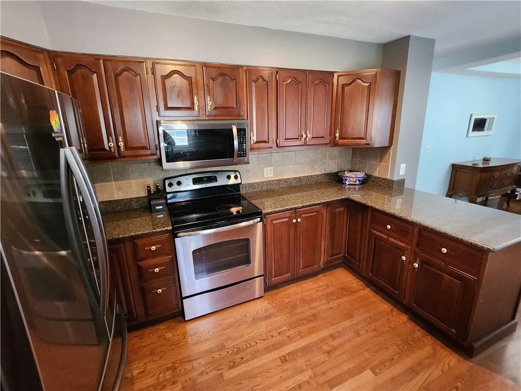 2540 Shady Lane — photo 18