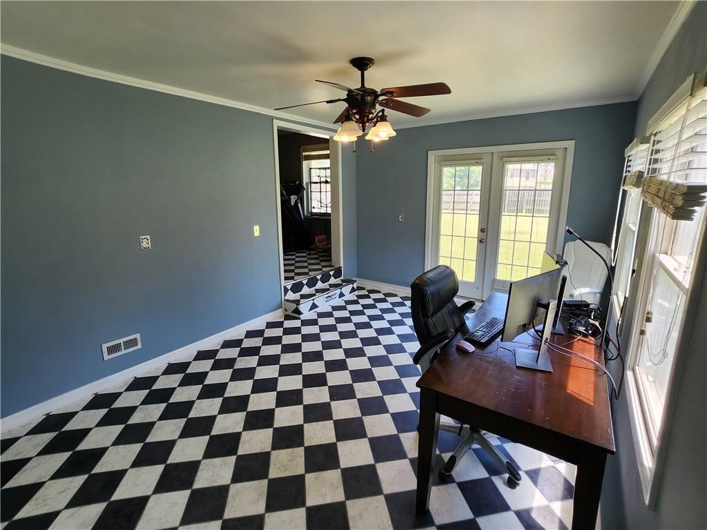 2540 Shady Lane — photo 24