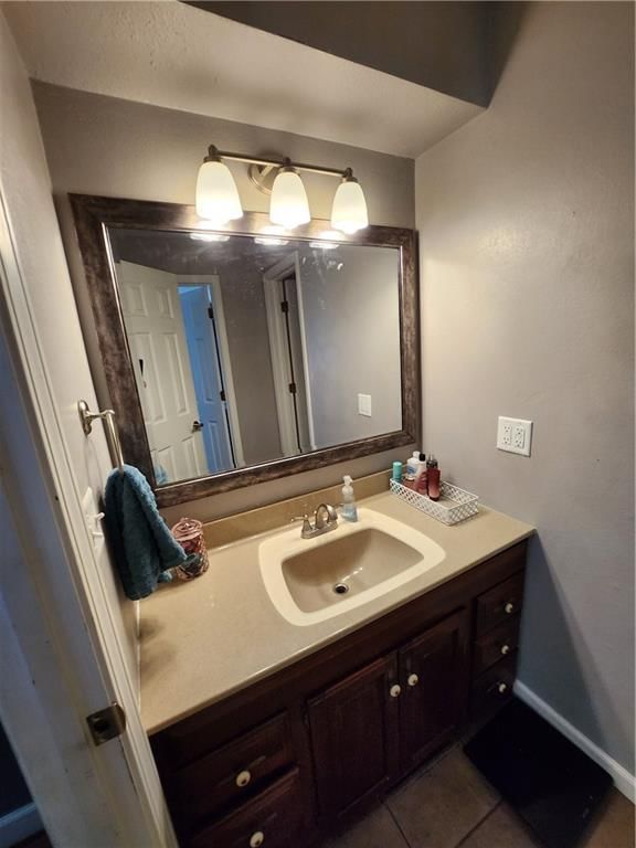 2540 Shady Lane — photo 37