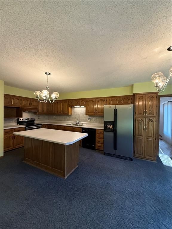 Photo 5 of 34 - 801 Overbrook Drive
